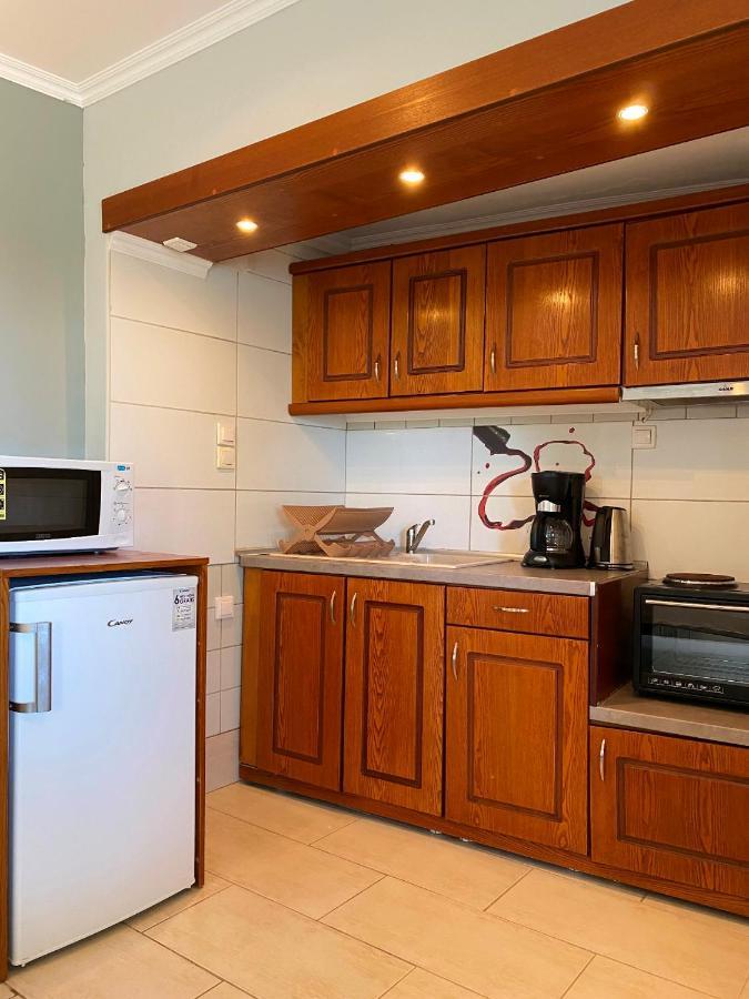 Lákka Studio Low Lina מראה חיצוני תמונה